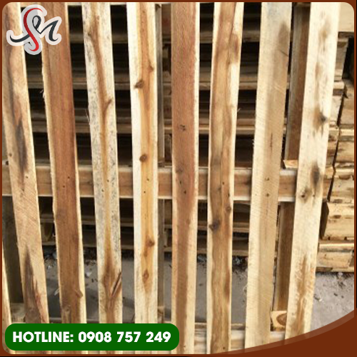 Pallet gỗ